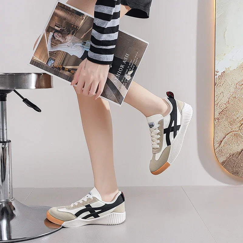 SUPER PROMOÇAO Tênis femininos ao ar livre leve casual sapatos de caminhada Moda respirável estudante versátil sapatos vulcanizados planos